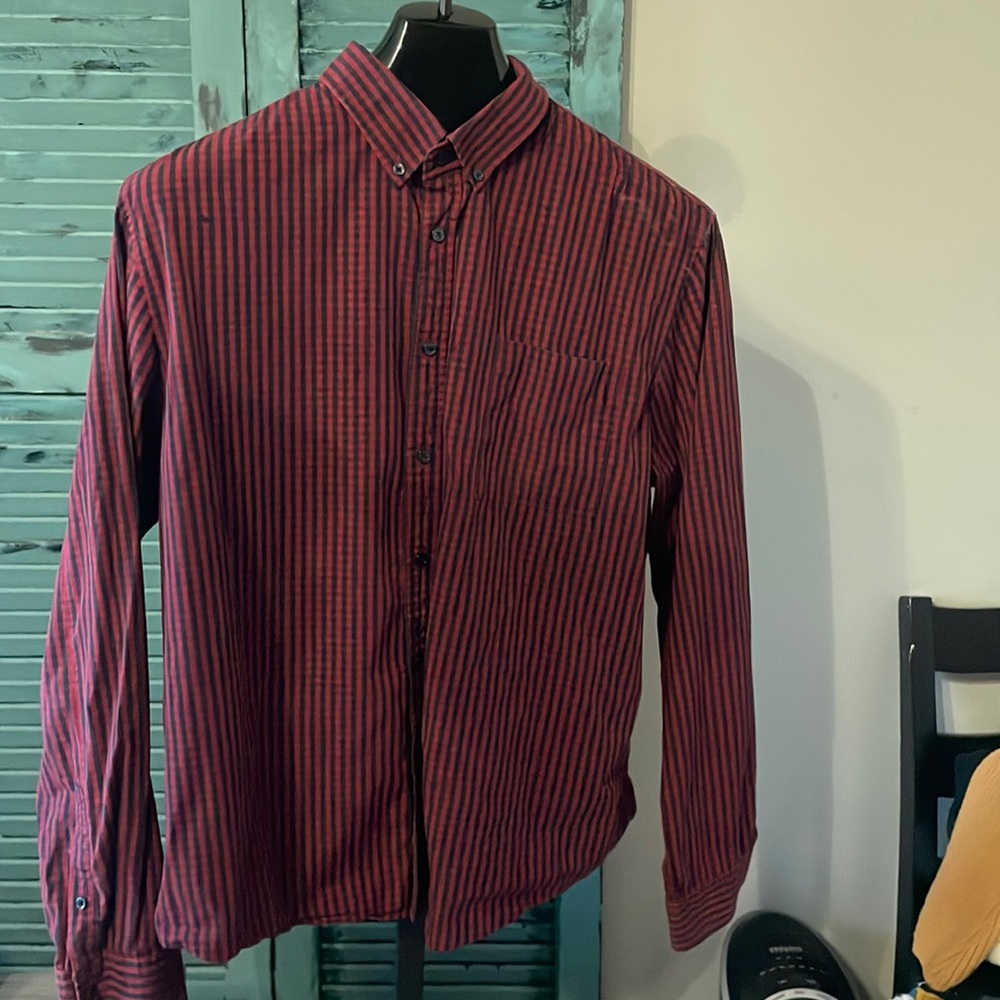 Mossimo button down long sleeve